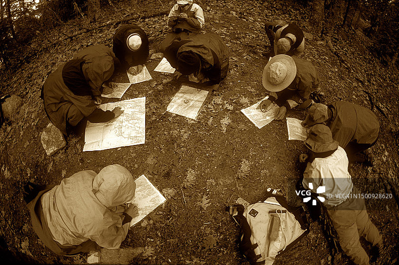 缅因州马斯科纳斯湾团队定向越野图片素材