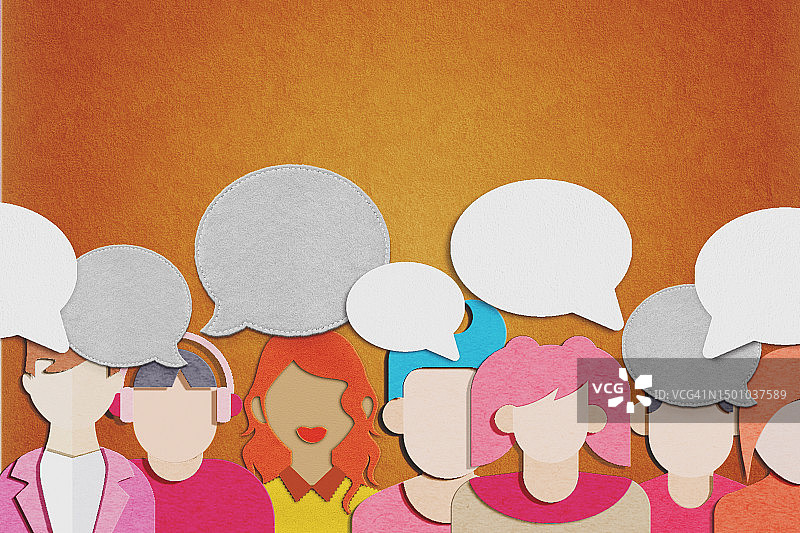 纸工艺人在交谈，气泡对话框图片素材