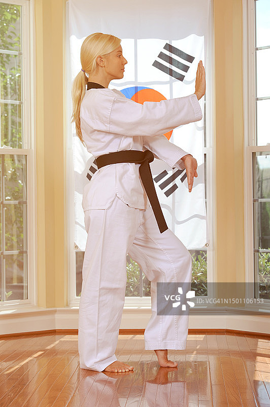 跆拳道的清晨图片素材