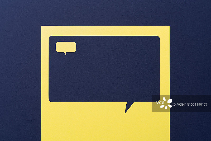 黄色聊天气泡框中的微型聊天气泡图片素材