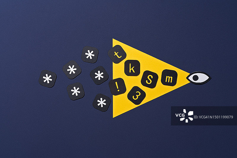 收集泄露密码的间谍之眼（纸工艺）图片素材