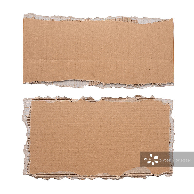 白色背景上的撕裂纸板图片素材