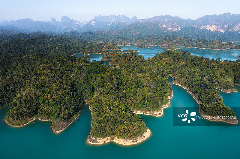 泰国素叻他尼府考索国家公园鸟瞰图图片素材