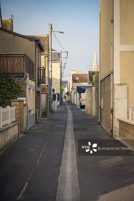 诺曼底朱诺海滩的住宅街图片素材
