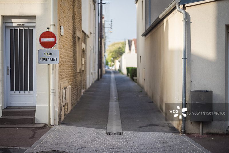 诺曼底朱诺海滩的住宅街图片素材