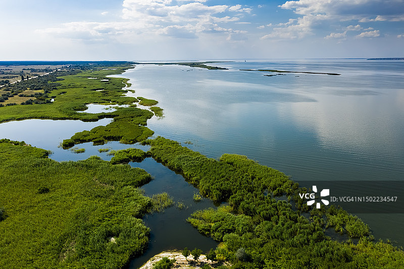 夏季第聂伯河的鸟瞰图图片素材