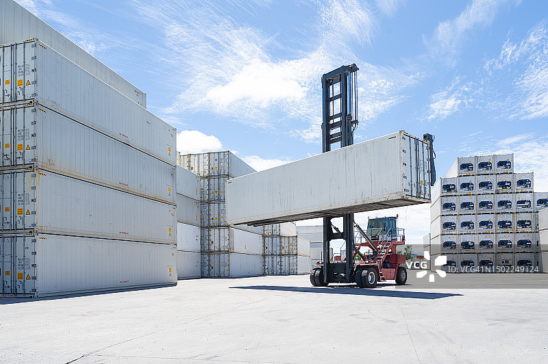 航运冷藏集装箱图片素材