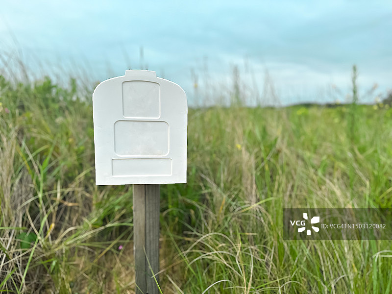 传统白色住宅邮箱图片素材