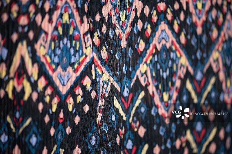 现代艺术部落风黑色抽象背景图片素材