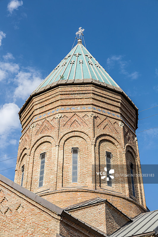 第比利斯老城区的圣乔治教堂图片素材