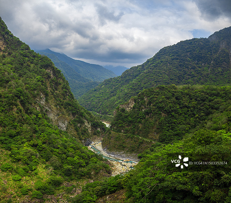 太鲁阁峡谷图片素材