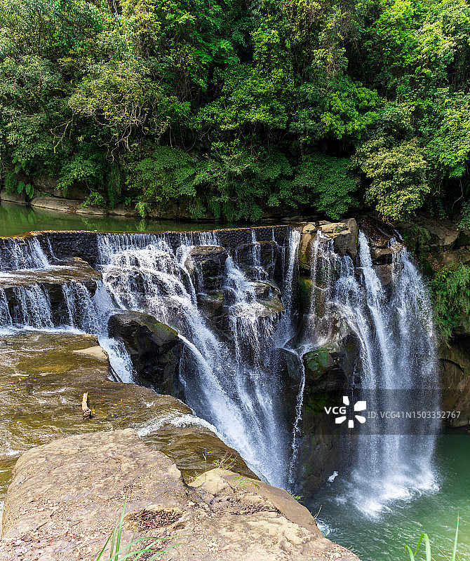 十分瀑布图片素材