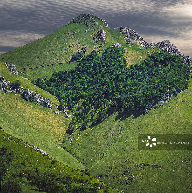 法国芒迪夫的田园风光图片素材
