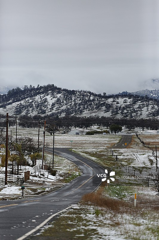 美国加利福尼亚州默塞德的雪景图片素材