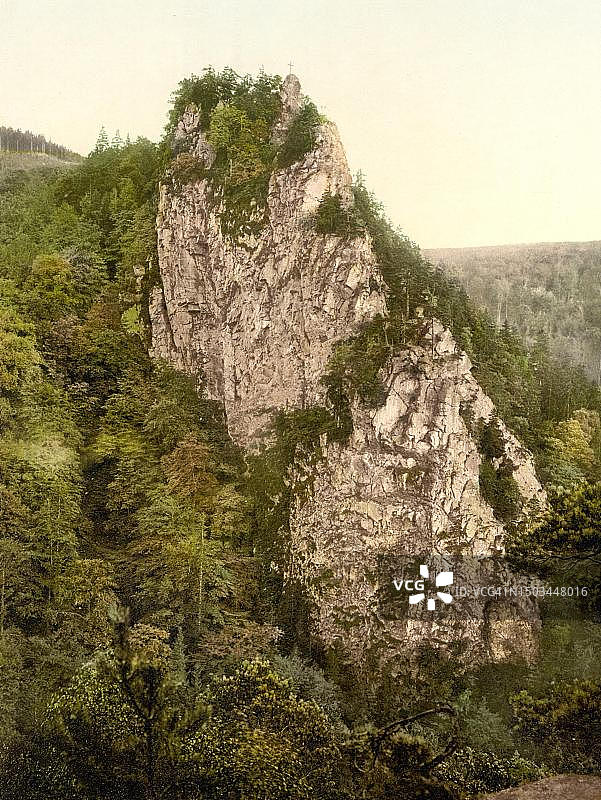 德国萨克森-安哈尔茨州哈茨山脉的伊尔斯泰因，约1890年，历史照片数字化修复图片素材