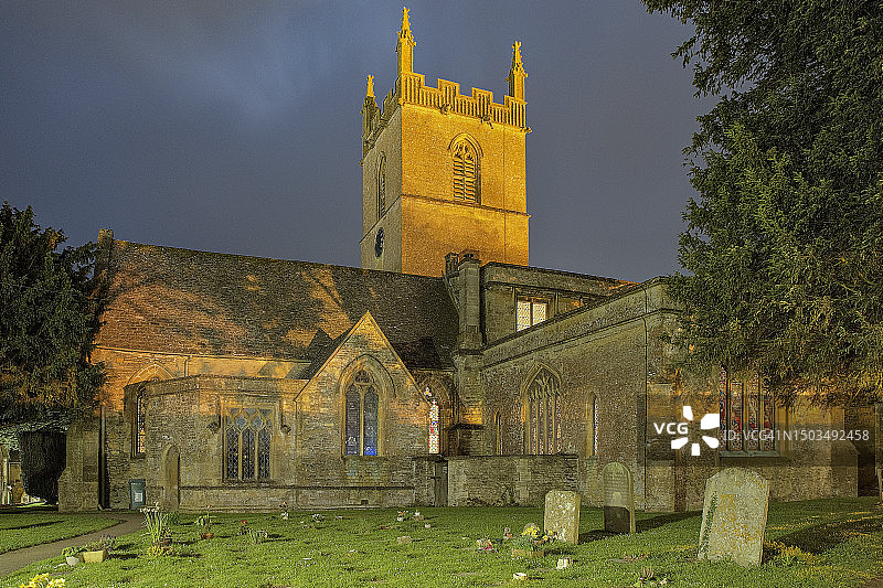 英国格洛斯特郡斯托昂泽沃尔德的圣爱德华教堂图片素材