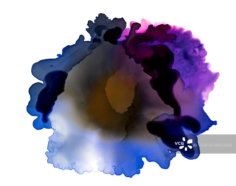 在白色画布上滑动的紫色和粉色墨水渍图片素材