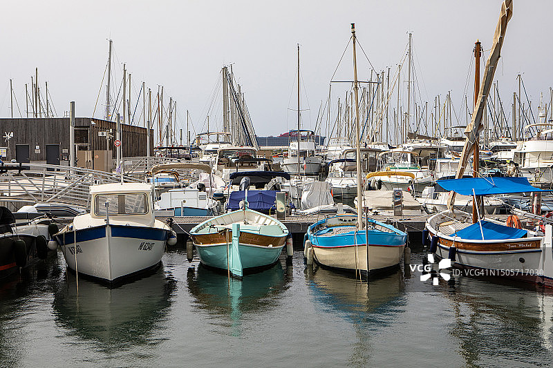 法国戛纳的船只景色图片素材