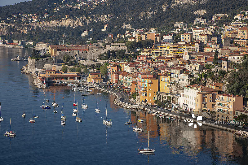 法国里维埃拉的传统村庄图片素材