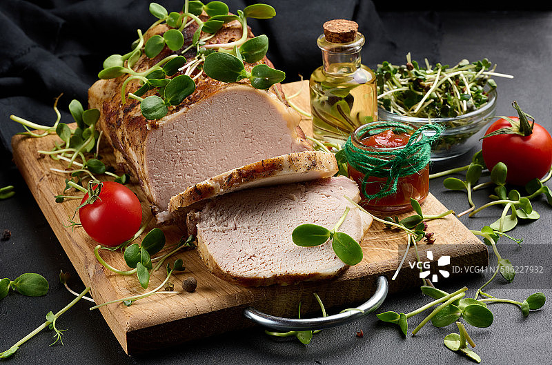 香料烤里脊肉块（乌克兰）图片素材