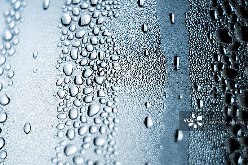 透明水壶中的水泡图片素材