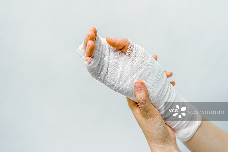 手部骨折，手部疼痛图片素材