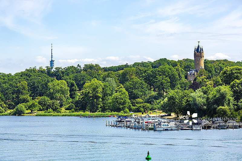 勃兰登堡州波茨坦的湖图片素材