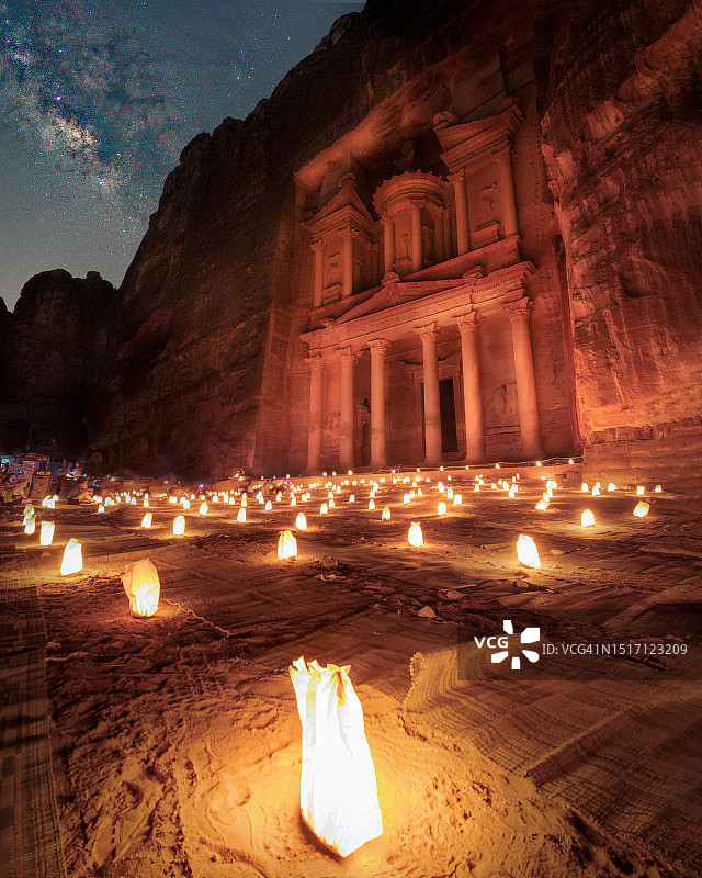 夜间照明建筑景观图片素材