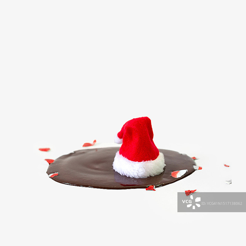 白色背景上的圣诞帽特写图片素材