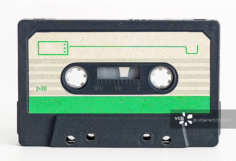 白色背景上的音频磁带图片素材