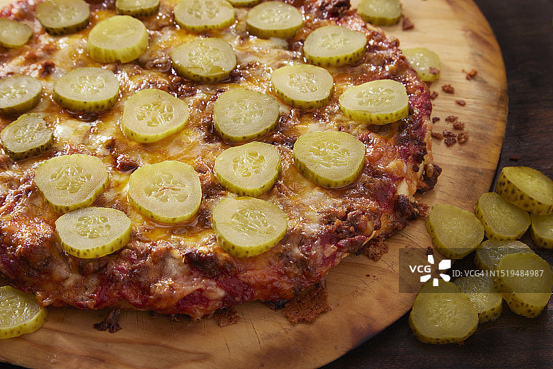 厚皮芝士汉堡披萨图片素材