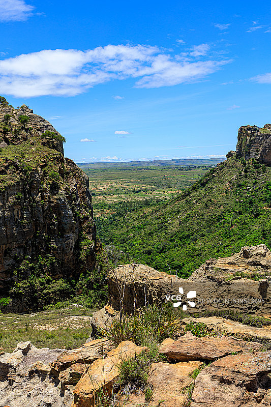 马达加斯加伊萨卢国家公园风光图片素材
