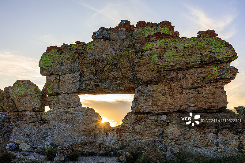 马达加斯加伊萨卢国家公园风光图片素材