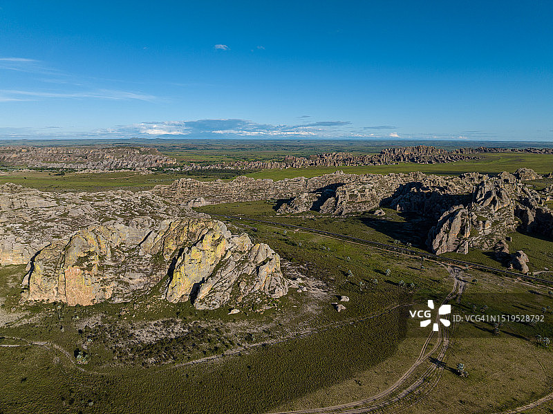 马达加斯加伊萨卢国家公园风光图片素材