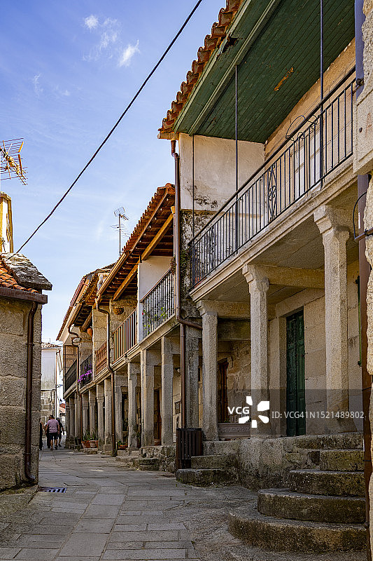 西班牙加利西亚Combarro的街道景观图片素材