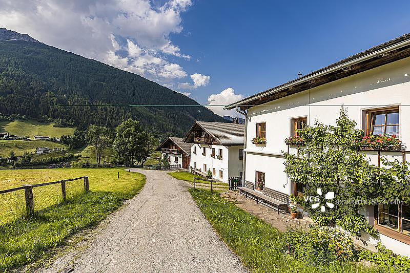 奥地利蒂罗尔施图拜河谷新施蒂夫特住宅图片素材