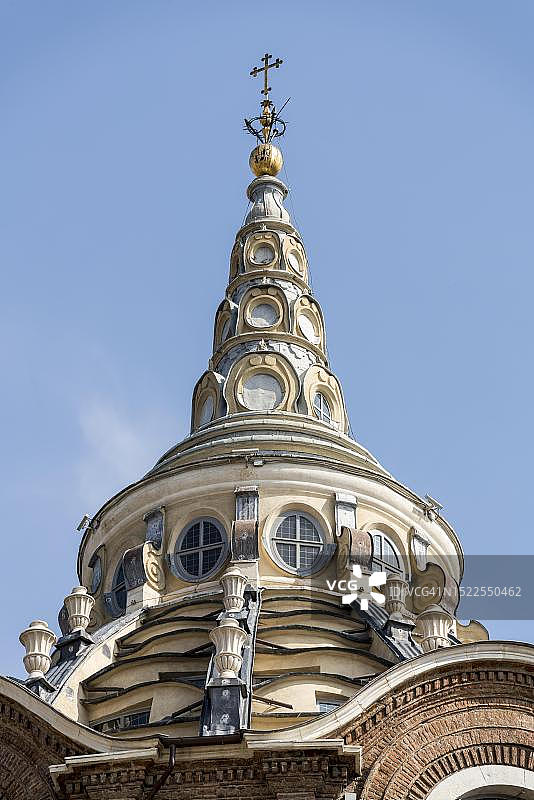 都灵王宫圣裹布礼拜堂的圆顶和天窗图片素材