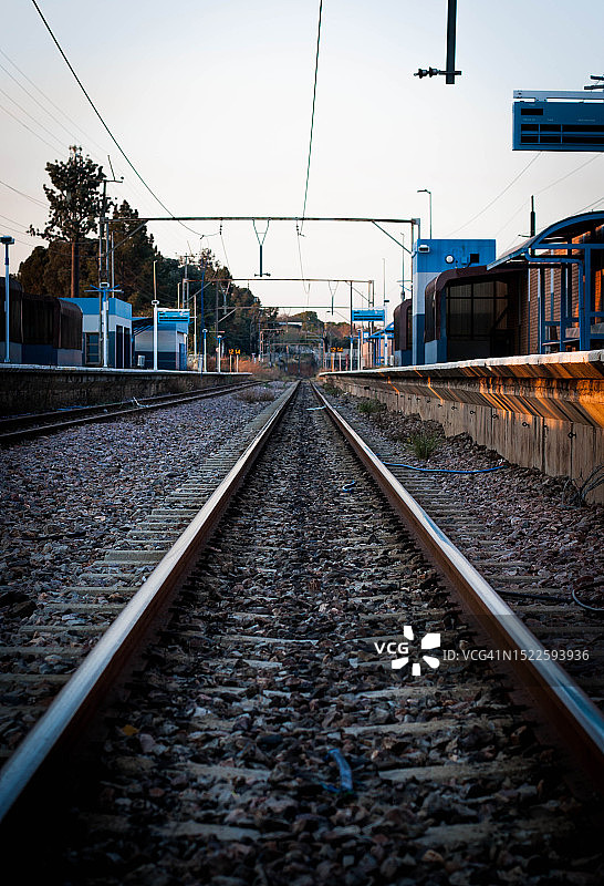 南非比勒陀利亚的空旷铁路轨道图片素材