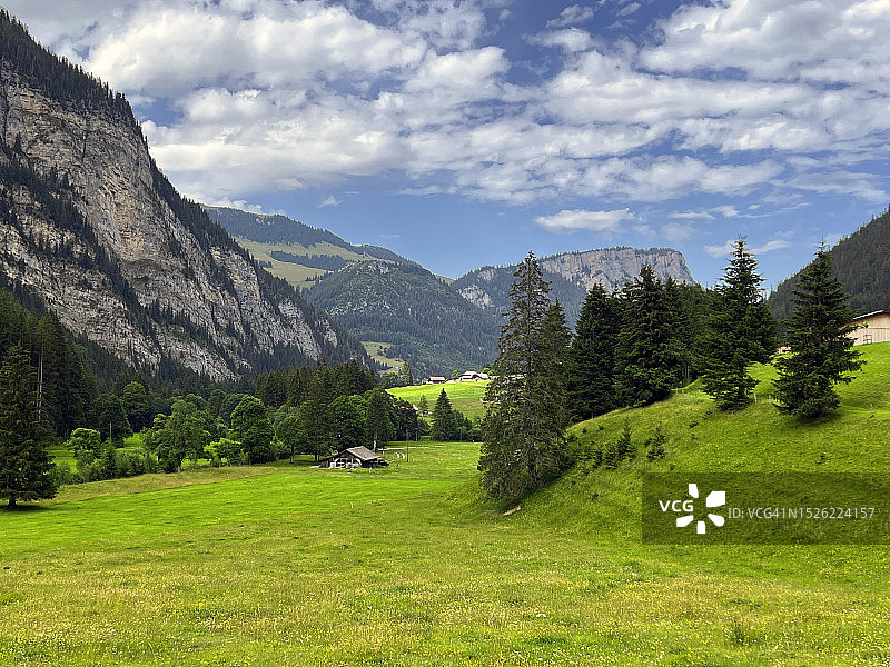 迪姆蒂希塔尔山谷和山脉图片素材