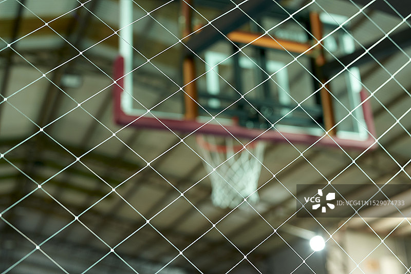 前景中的防护网图片素材