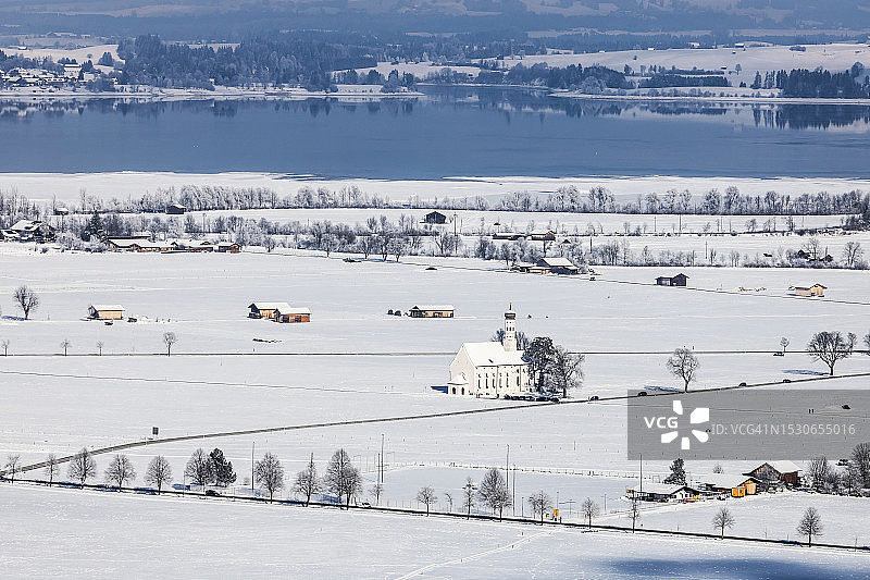 阿尔高地区景观 - 冬季的圣科洛曼历史教堂（德国巴伐利亚）图片素材
