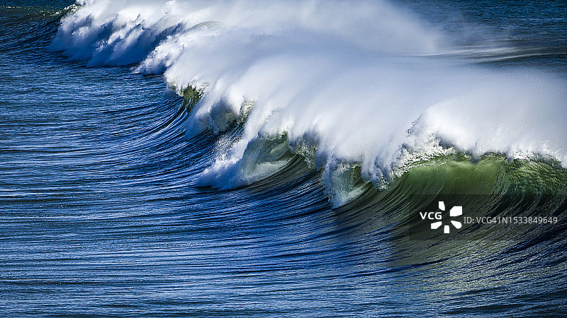 加利福尼亚州莫斯兰丁海浪全景照片图片素材