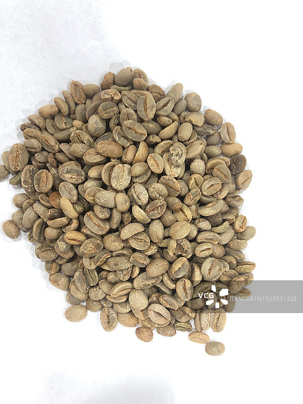 高机位拍摄阿拉伯联合酋长国白色背景香料图片素材