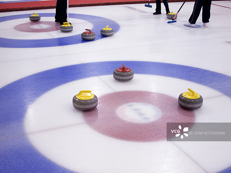 室内冰壶球图片素材