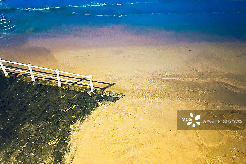 夜晚的圣洛伦索海滩图片素材