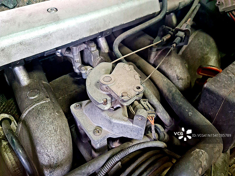 汽车发动机加速器拉索图片素材