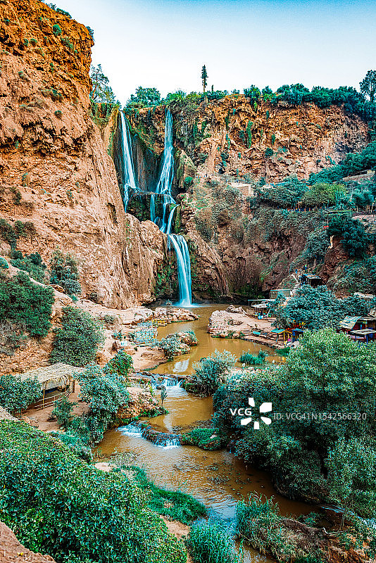 摩洛哥中部阿特拉斯山脉的乌祖德瀑布图片素材