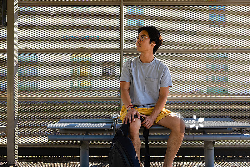 思考一日图片素材