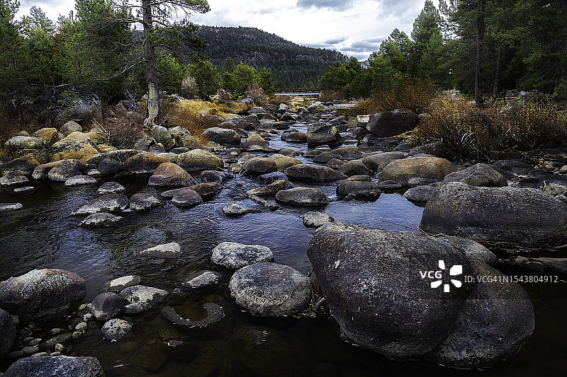 美国加利福尼亚州霍普谷西福克卡森河图片素材