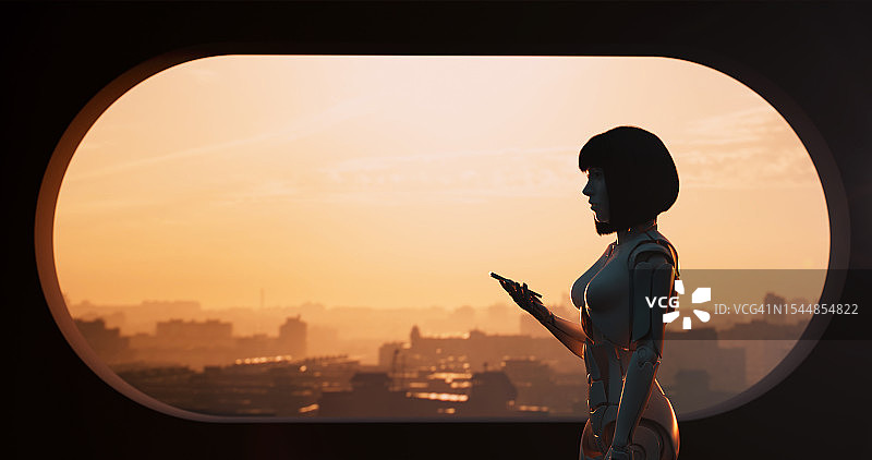 站在窗边，半机械人女孩拿着手机，她的外貌是人与机器的迷人融合图片素材